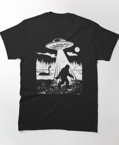 Bigfoot UFO Abduction T-shirt